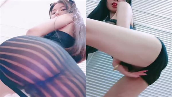 全网最美38D爆乳女神！粉嫩蜜桃胸×魔鬼身材极致诱惑第2弹 海报
