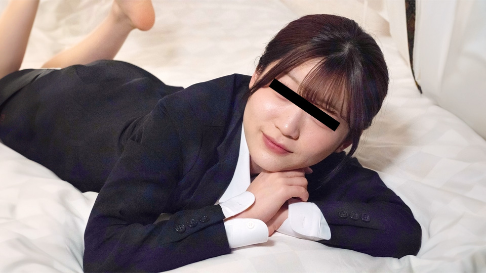 10musume 022525_01 娇小可爱求职女大学生面试遭内射中出实录 海报