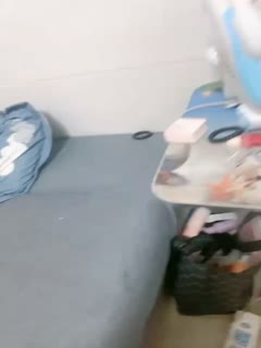 （1）细腰美乳乖巧文静嫩妹_收费房扣穴，男友加入操逼_ 海报