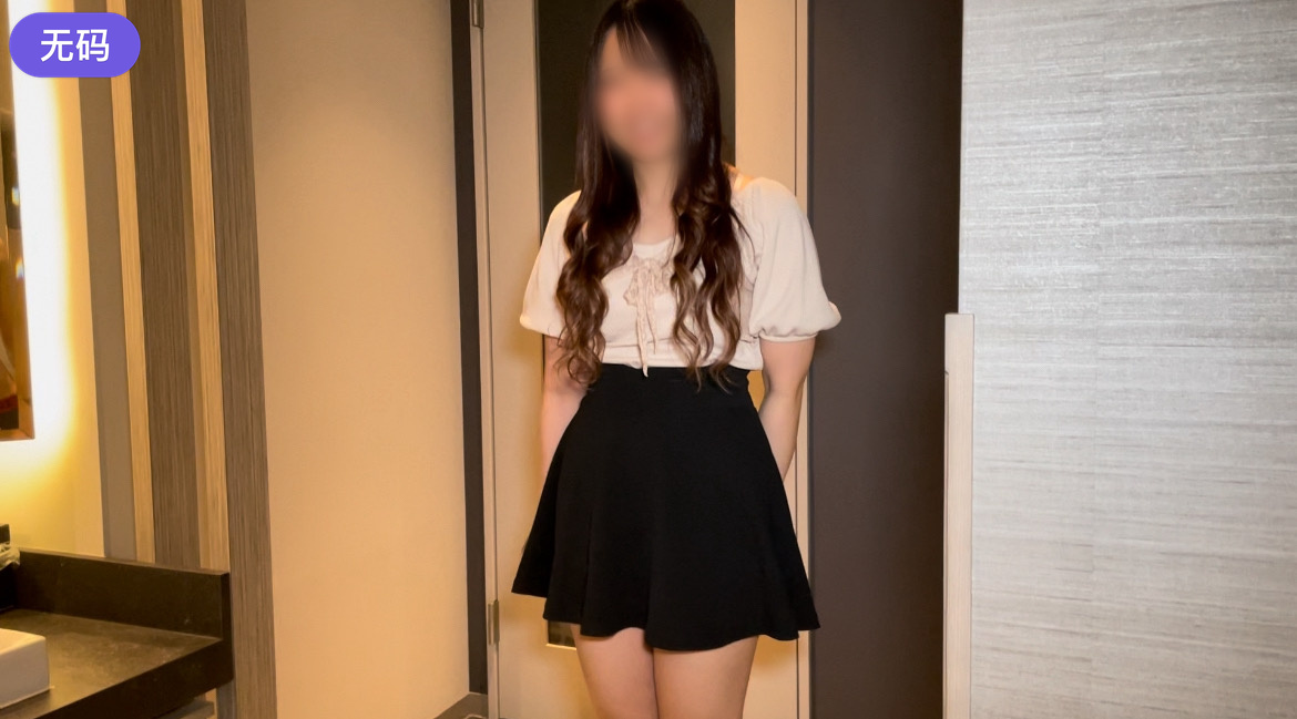 FC2-4480850 断るのが苦手な元剣道部の制服美⚫︎女に無言で濃厚中出し。 困りながらも笑顔を絶や-cd1 海报
