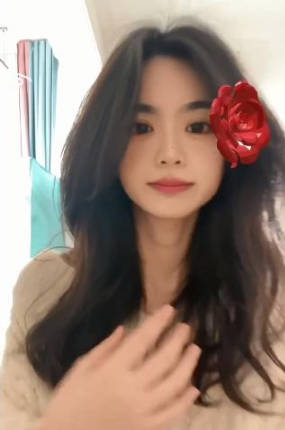 清純女大學生怎麼找不到私下這麼騷的 海报