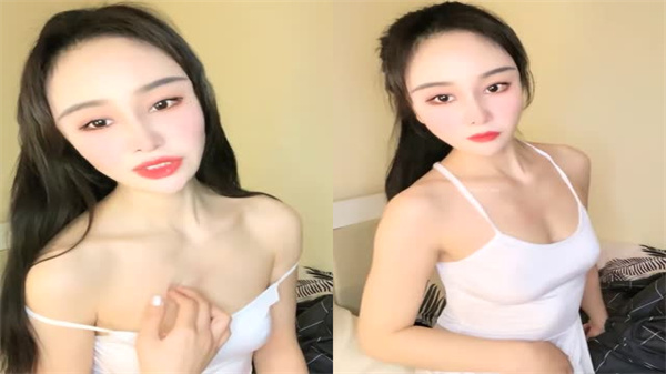 极品美少女小蕊下海初体验！花季少女深夜收费直播玩自己 蜜汁泛滥直喷镜头 海报