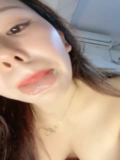 网红骚御姐风情万种！扭腰摆臀诱惑！张开双腿特写骚逼，揉捏奶子一脸骚样，浪叫呻吟不断 海报