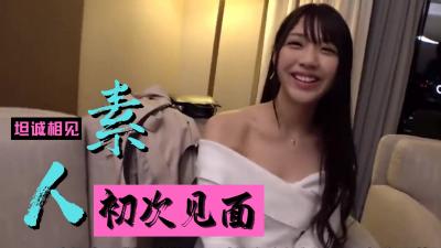 六月素人私密精选：清纯妹子私下放荡实录！ 海报