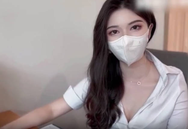 黑絲教師的內射指導巨乳美臀的戀足誘惑！ 海报