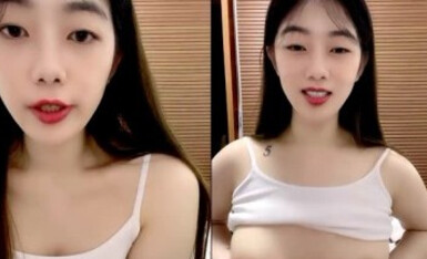 七彩主播幼校老师：清纯女教师课间巨乳晃动，放学蜜穴大开反差淫荡！ 海报