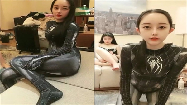 【姐妹双飞】酒店双胞胎淫乱实录！无套狂插小热吧姐妹花 潮吹互舔自慰到抽搐 海报