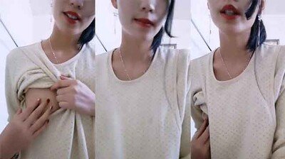 哺乳期美女的乳汁诱惑时刻 海报