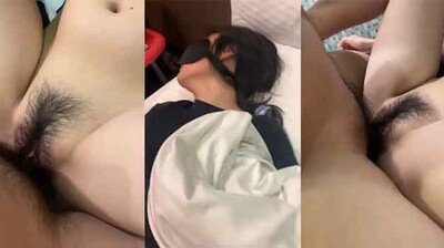 学生妹制服诱惑 教室后入娇喘连连 白丝小穴湿成一片 海报