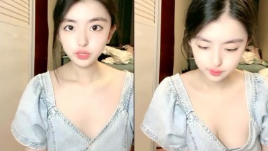 Joy宝贝治愈笑容五官小巧萝莉宝藏女孩怎么有那么甜的正点女孩小奶兔软又翘挺. 海报