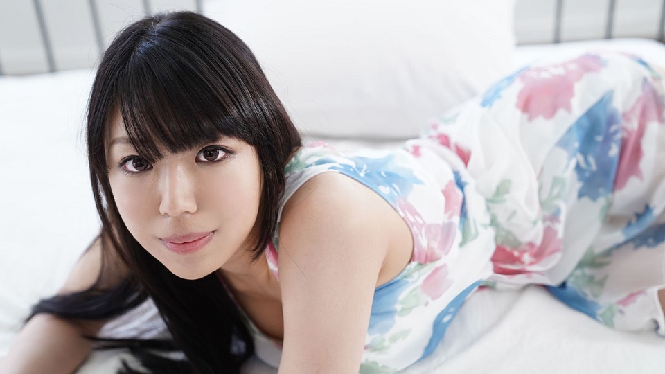 1pon _ 佐々木由美 ときめき ～乳首が性感帯の彼女～ 海报