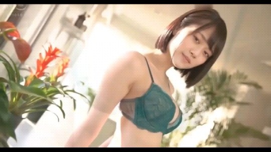 AI山下美月性爱性交射精 海报