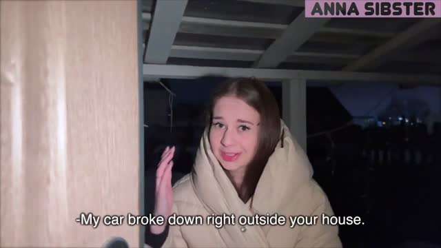 前女友说太晚了回不来家，就在我家住一晚上 海报
