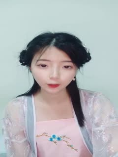 依梦~古装美女挺清新~绿播即将下海~ 海报